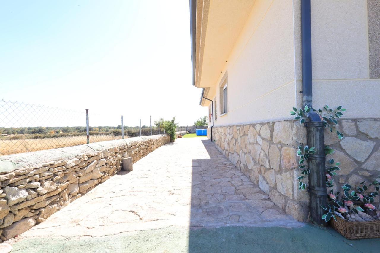 La Resbalina De Arribes Villa Trabanca Luaran gambar
